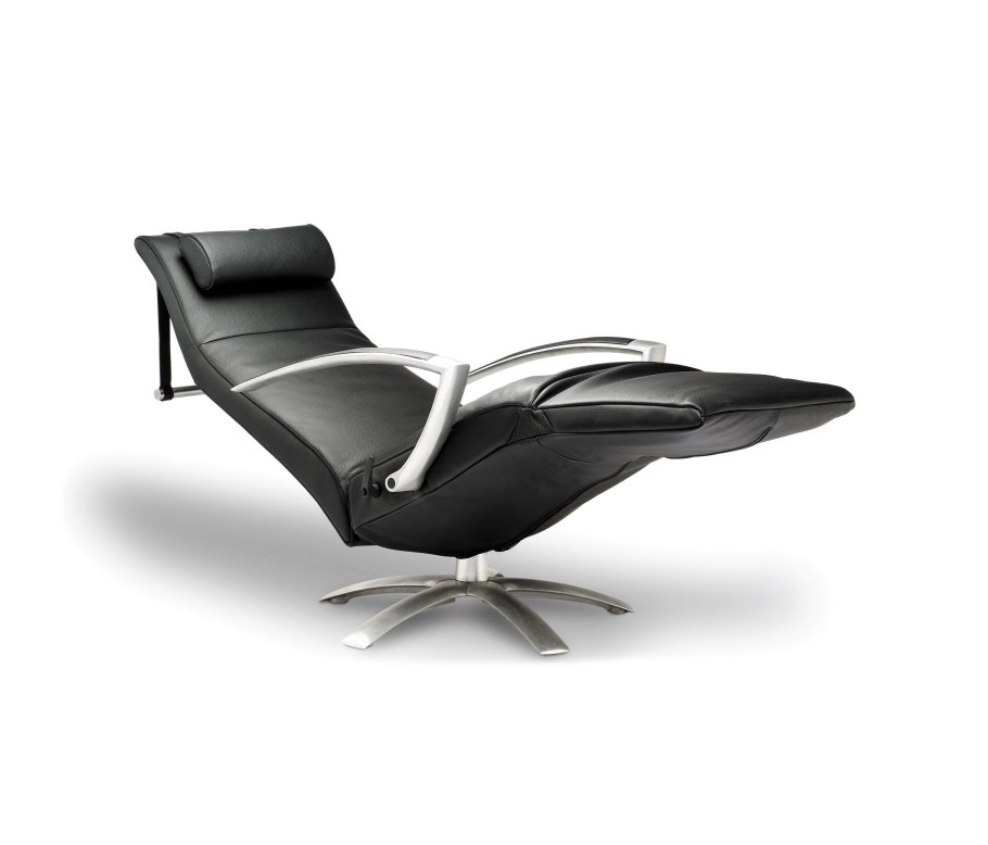 Кресло для релаксации с подставкой для ног