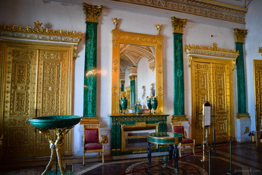 Малахитовая гостиная Эрмитаж близко