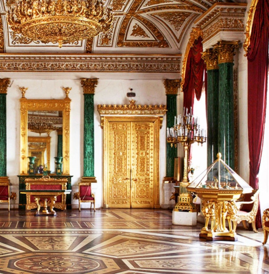 Малахитовый камин в Кремле