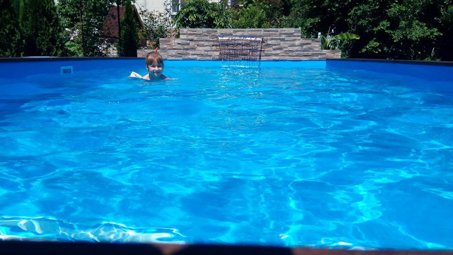 Солнечный берег Геленджик открытый бассейн