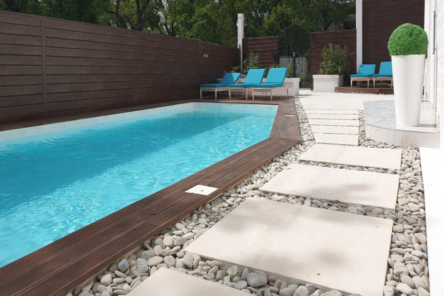 Голубая даль Дивноморское бассейн