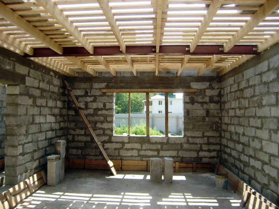 I-балки межэтажного перекрытия