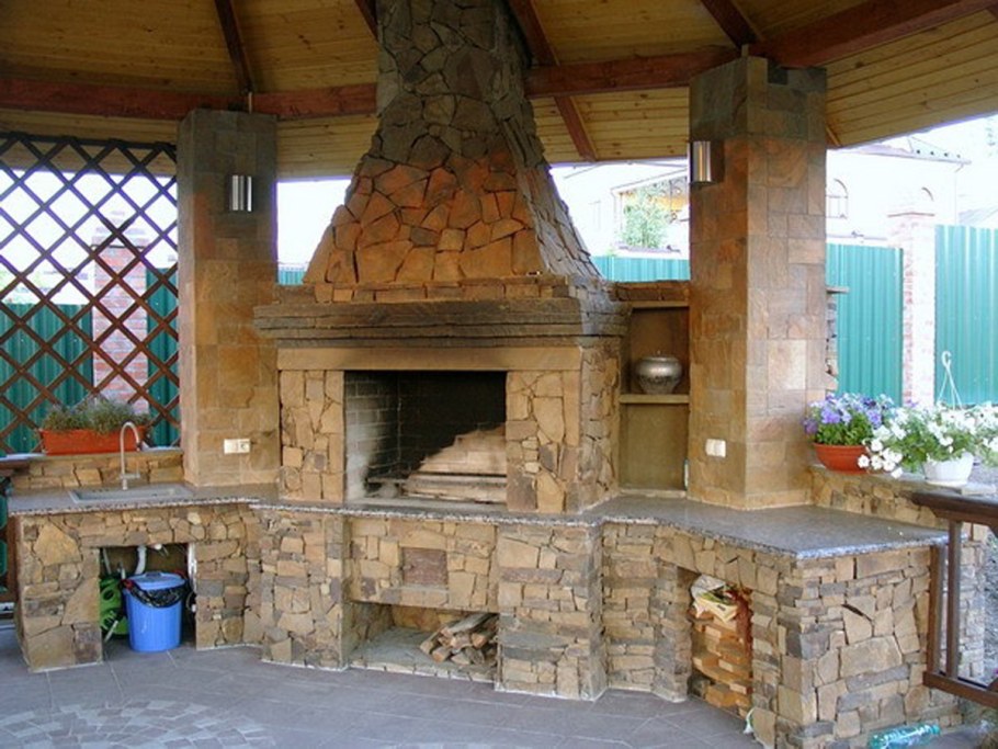 Барбекю из камня