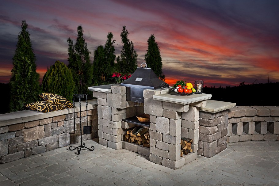 Барбекю из натурального камня