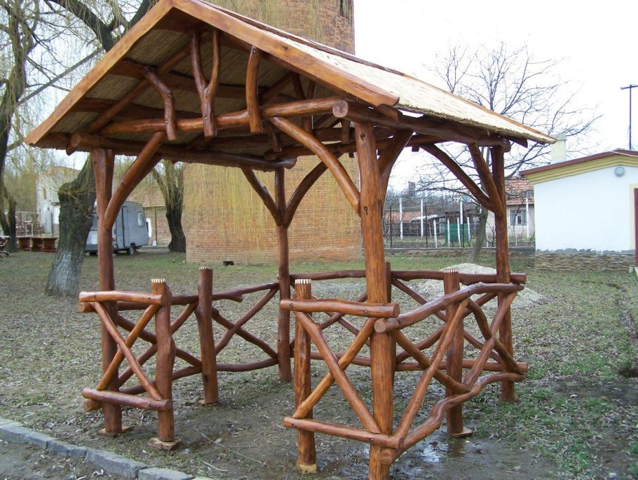 Простые беседки для дачи