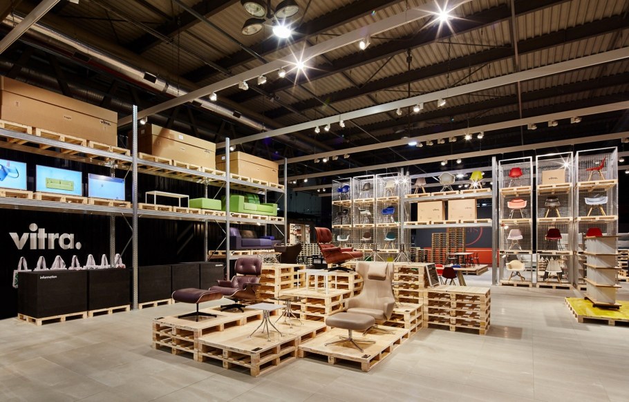 Выставочный стенд из паллет