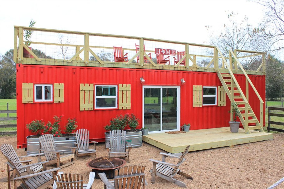 Дом из контейнеров для дачного участка