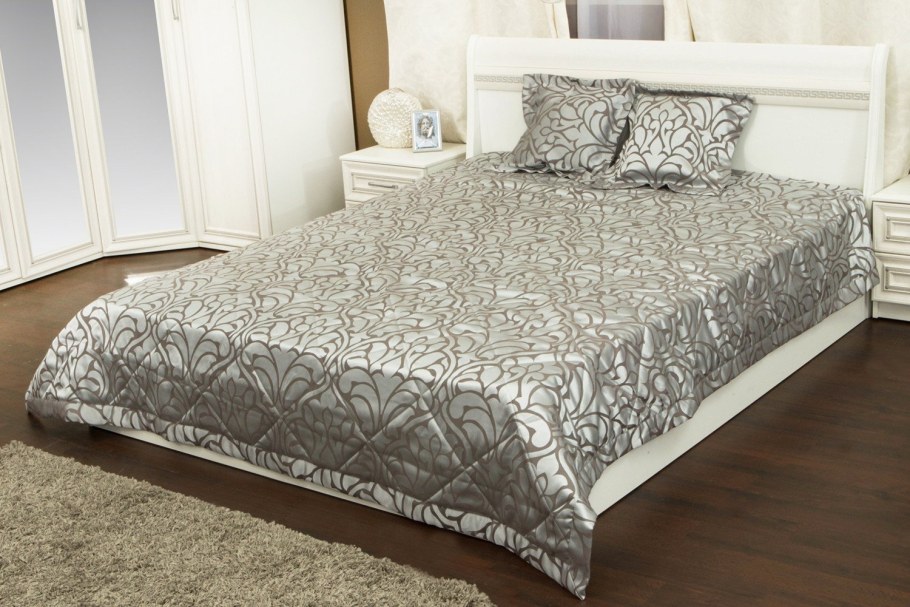 Покрывало Stephanie 220х270