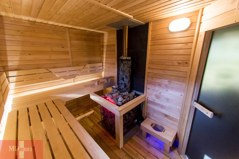 Баня на дачном участке