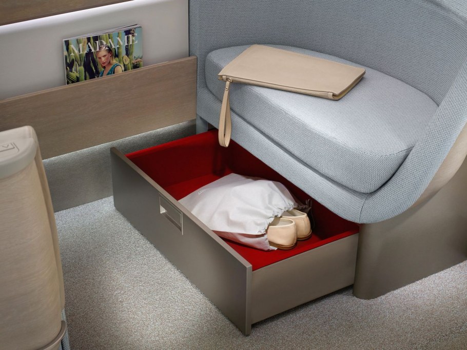 Бар a380 Emirates