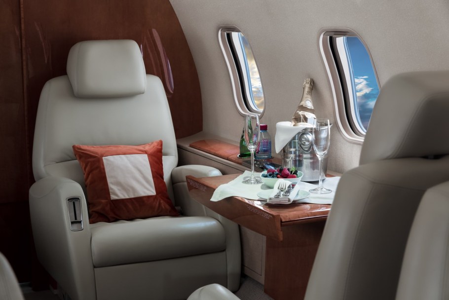 Мебель из авиационного алюминия