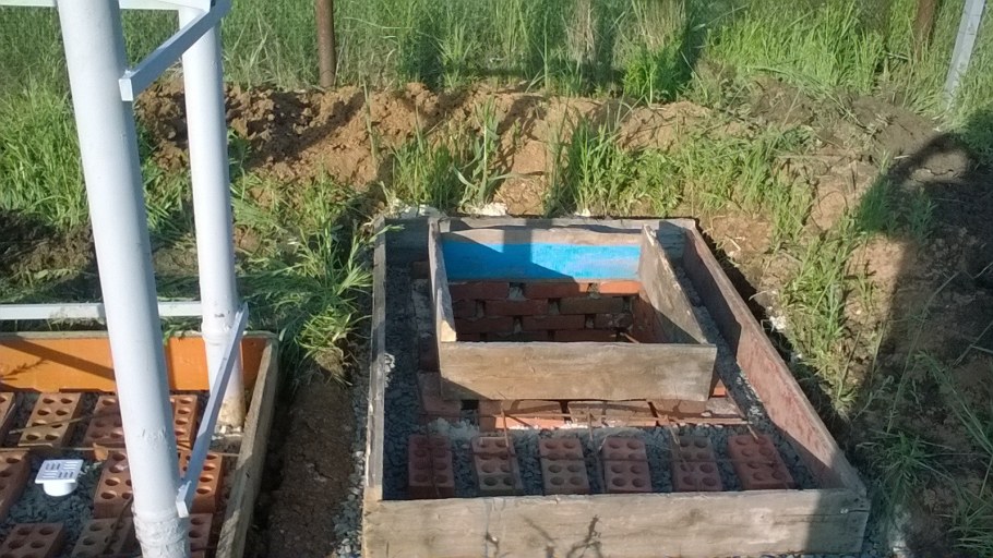 Кирпичный сарай