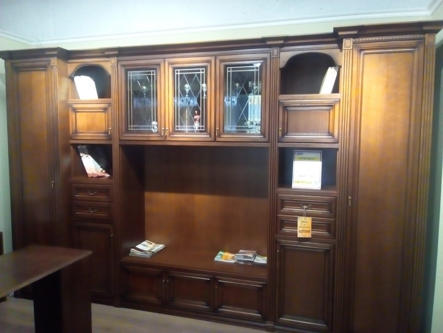 Стенка Диона Сомово