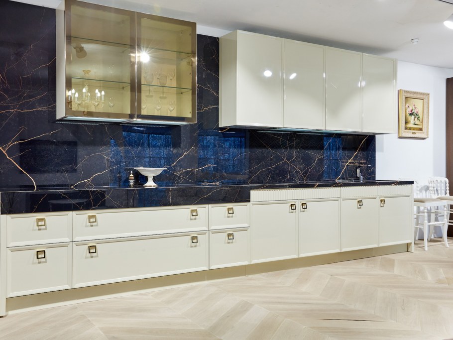 Фасады Италии с рифлеными фасадами кухня фабрики Castagna