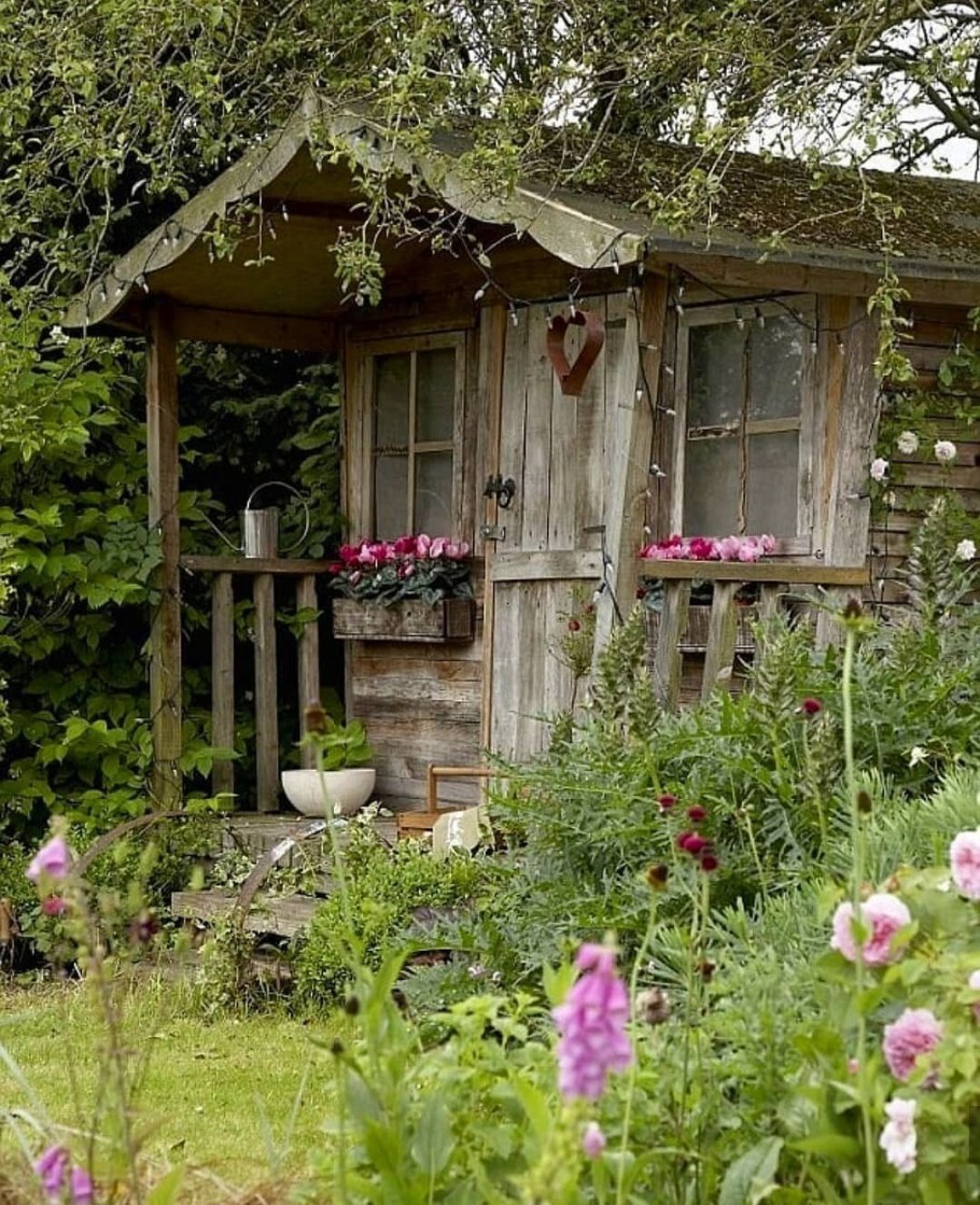 Красивый дом в деревне