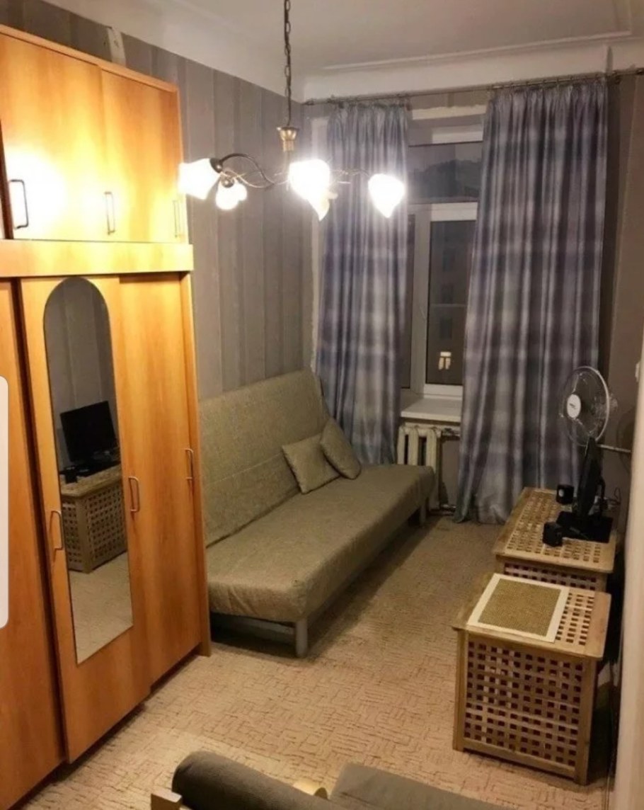 Кухня в коммунальной комнате