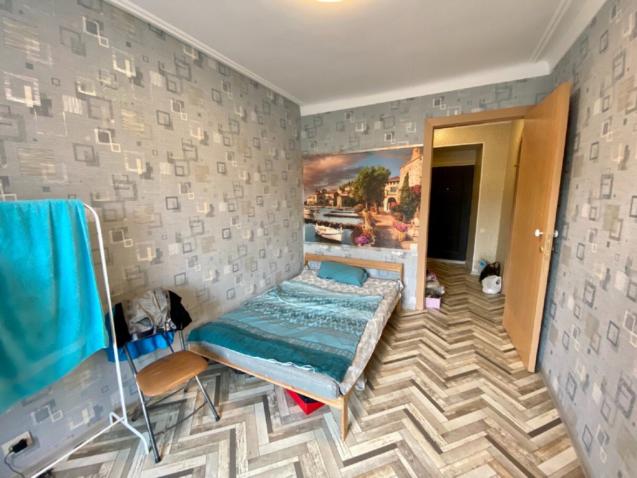 Комната со вторым ярусом