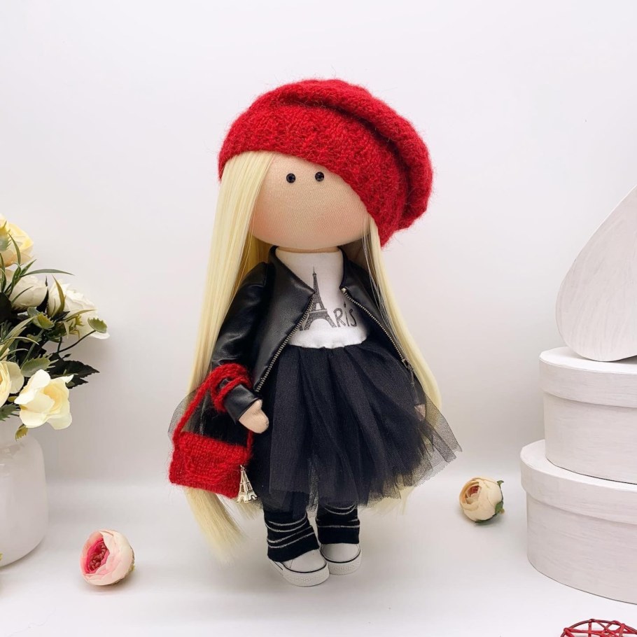 Кукла во французском стиле