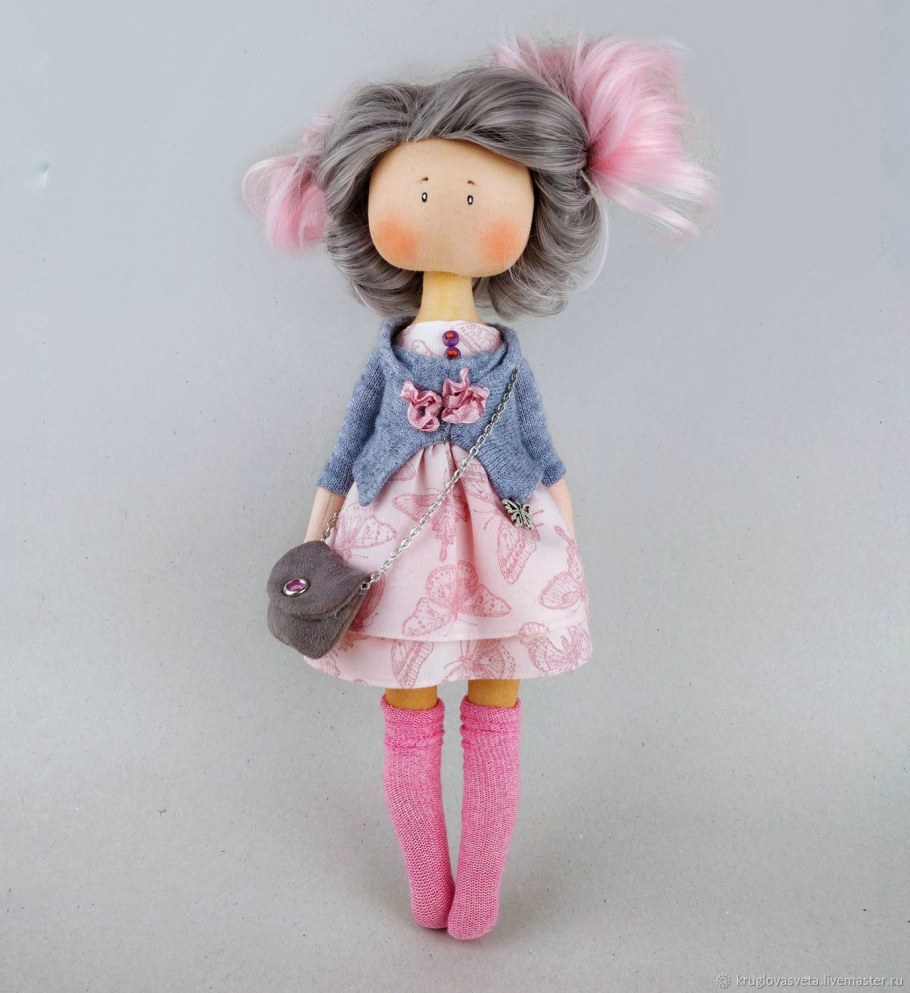 Шляпа для текстильной куклы