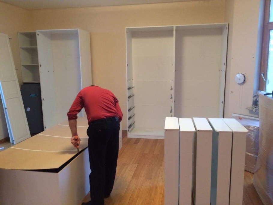 Сборщик мебели для ванной