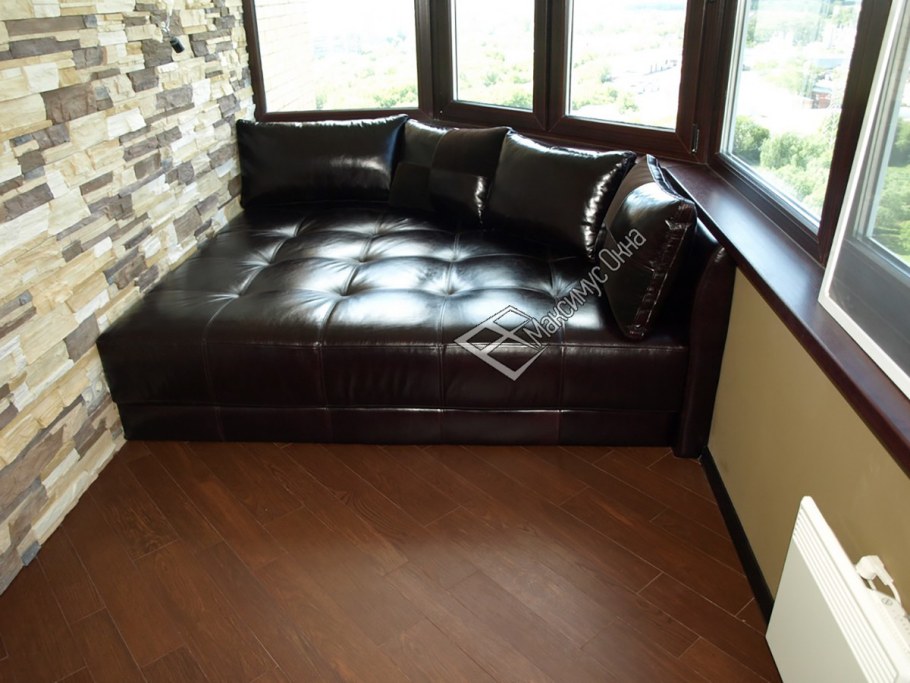 Угловой диван на балкон