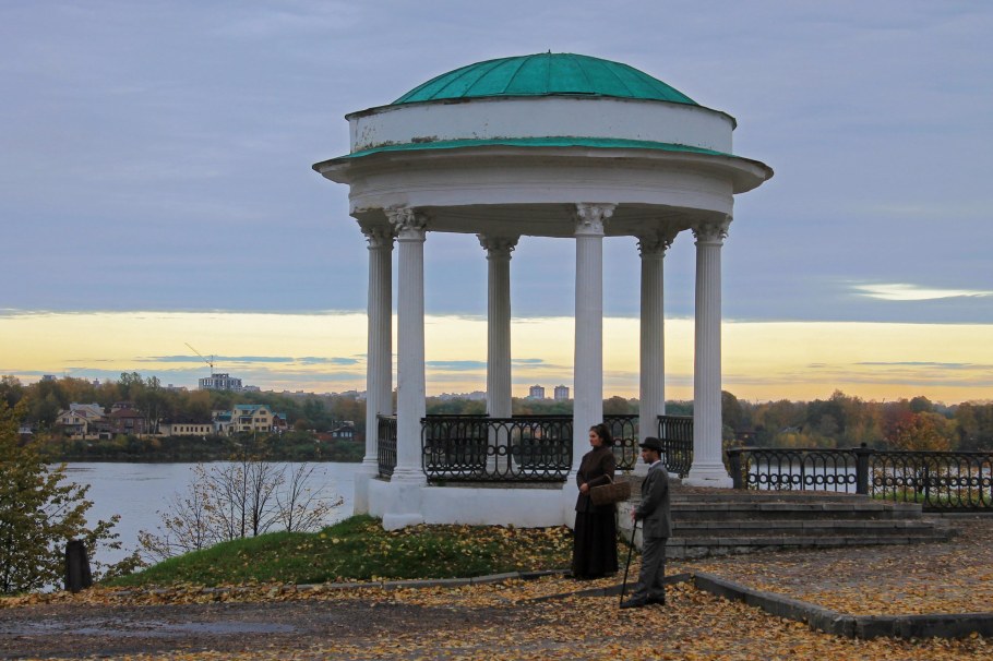 Набережная в Ярославле Губернаторская беседка