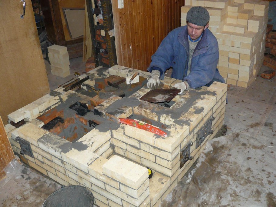 Обкладка печи ИЗИСТИМ кирпичом