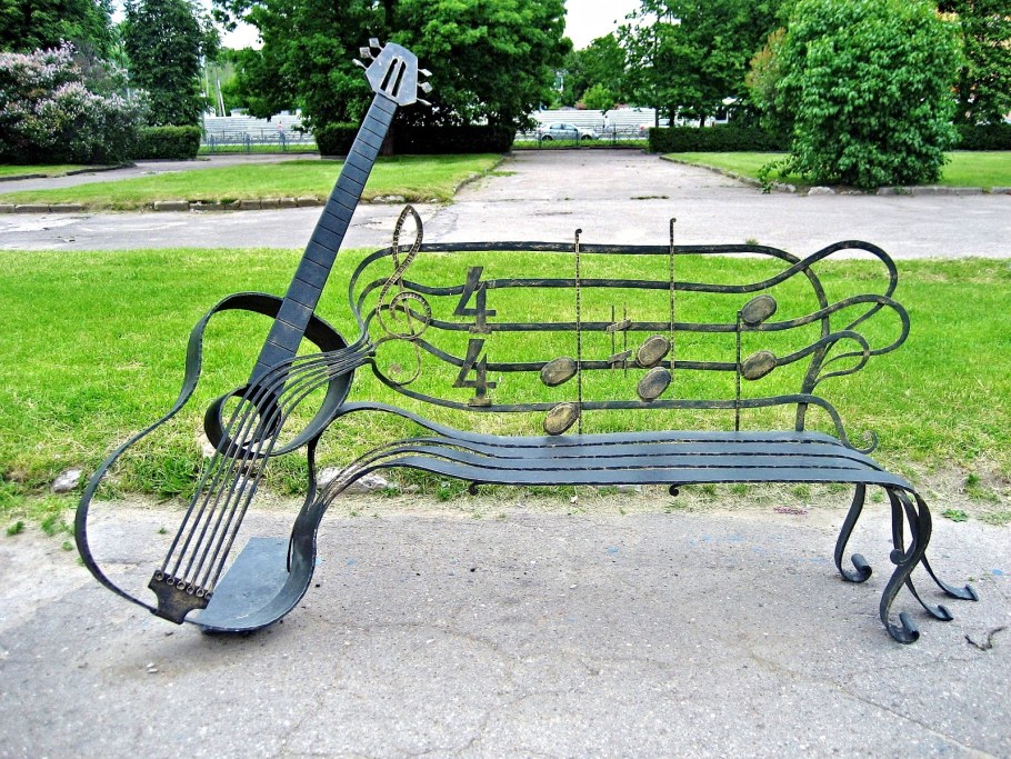 Необычные лавочки