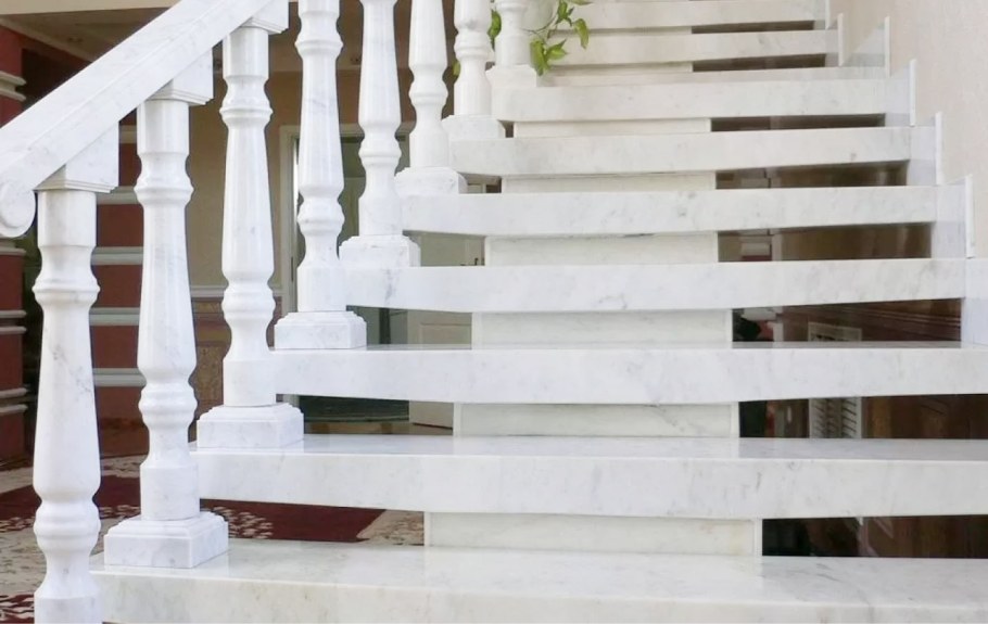 Ступени мраморные Коелга