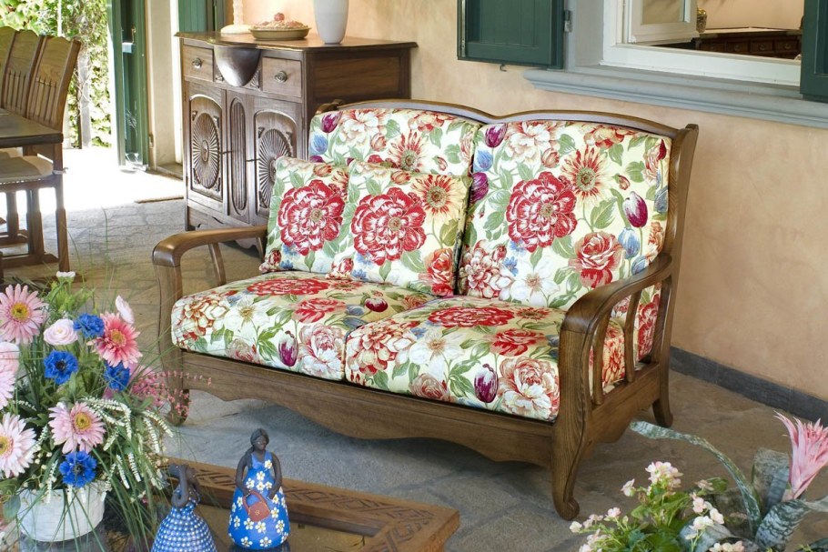 Диван в шотландскую клетку