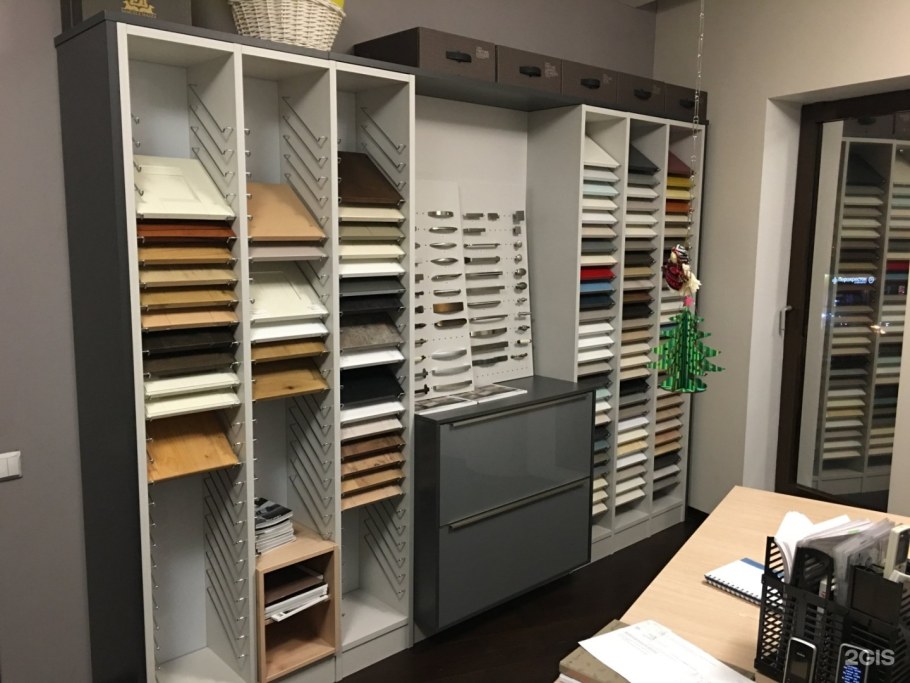 Шкаф стенка из массива