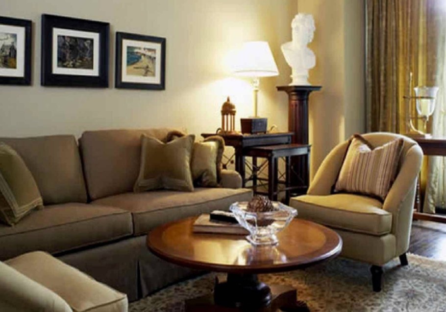 Цвет дивана под бежевые обои