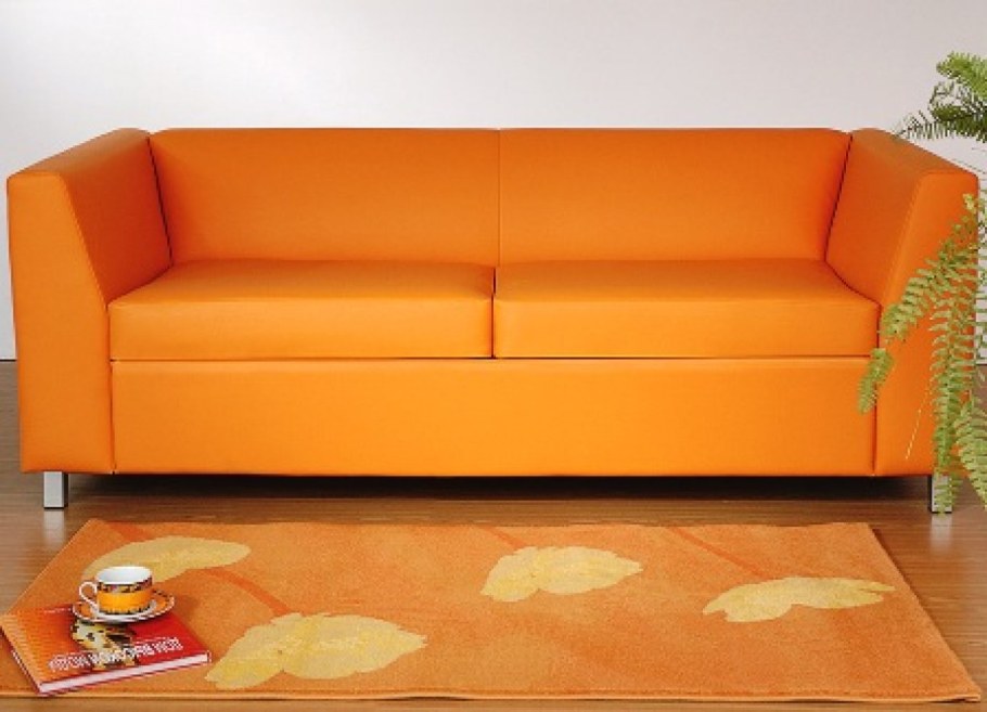 Нераскладной диван в гостиную