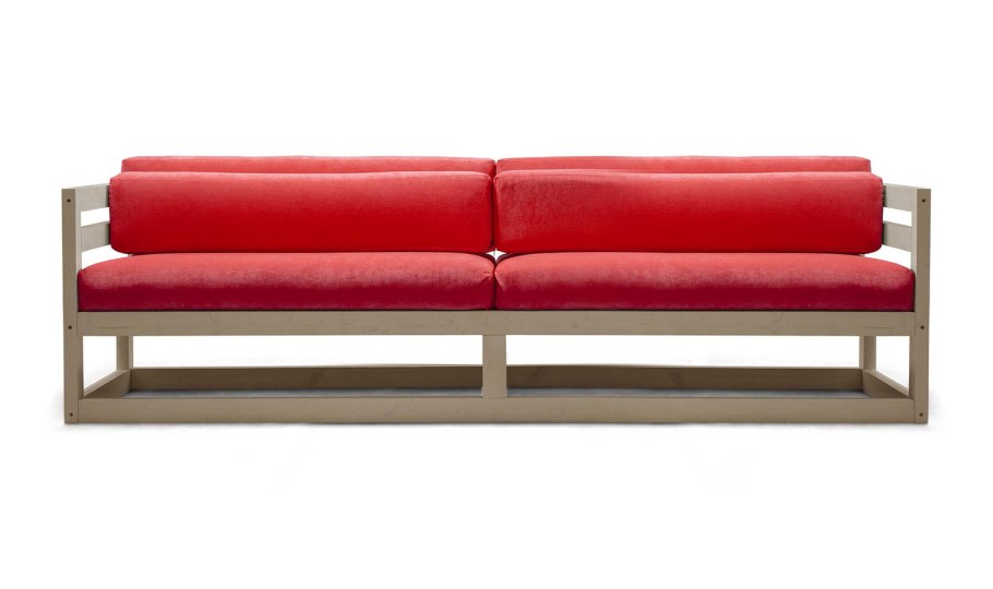 Диван трехместный Магнус