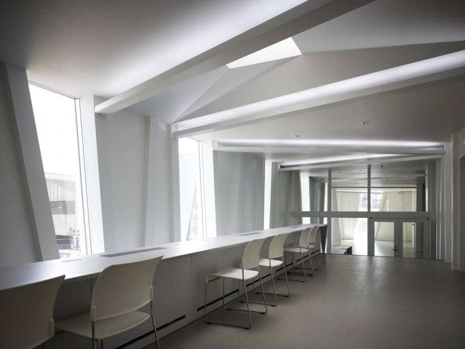 Боковое естественное освещение