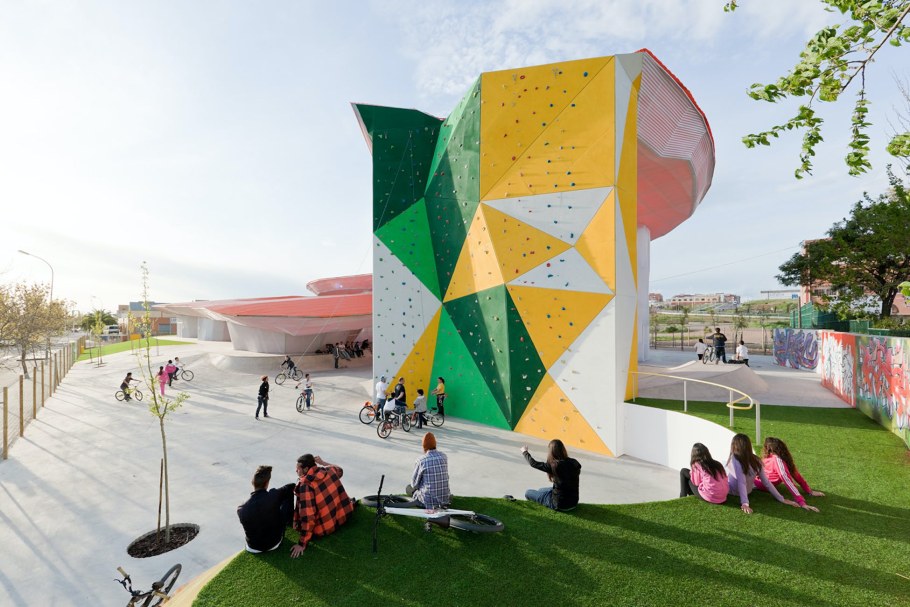 Центральная улица Алматы