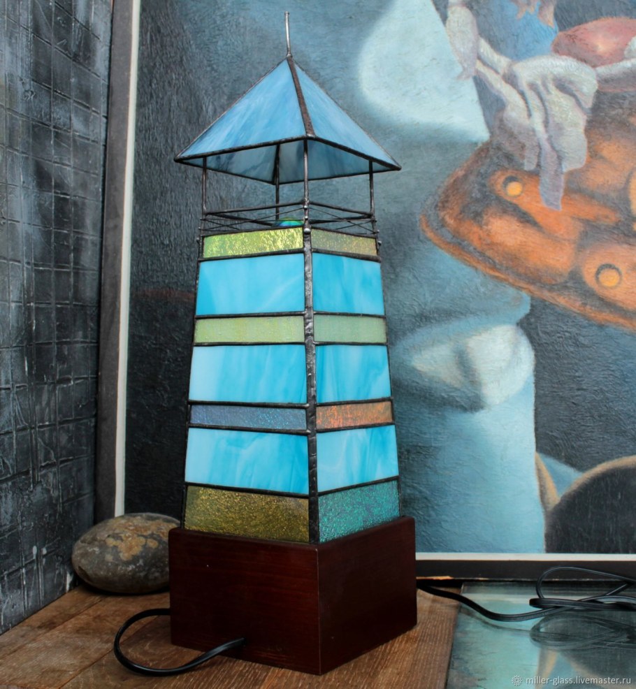 Напольный светильник Маяк