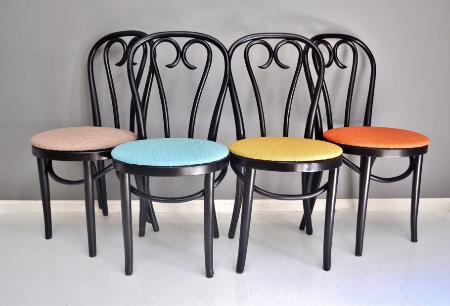 Реконструкция деревянного стула