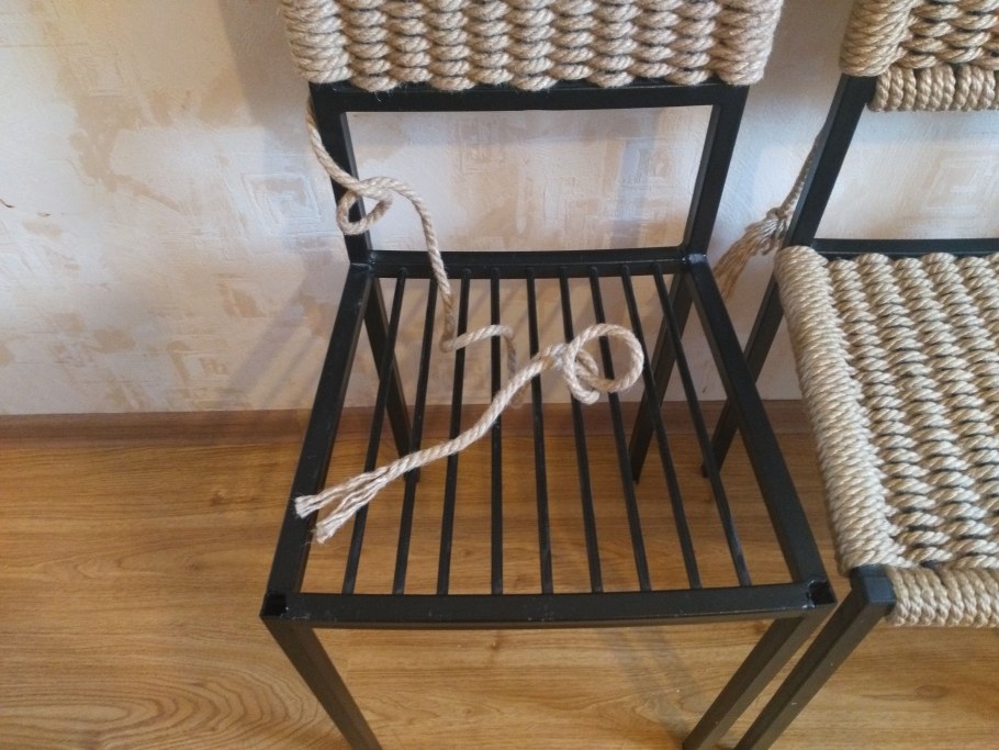 Стул полубарный Зетта