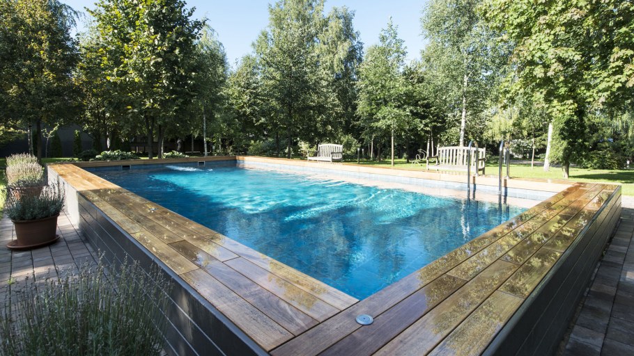 Уличный бассейн с подогревом