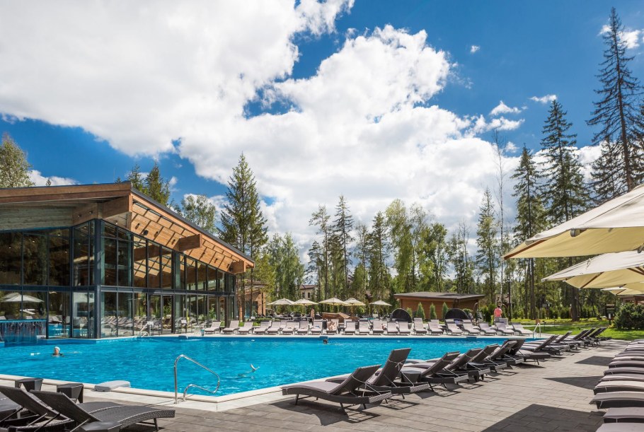 Красная Поляна Сочи термальный бассейн