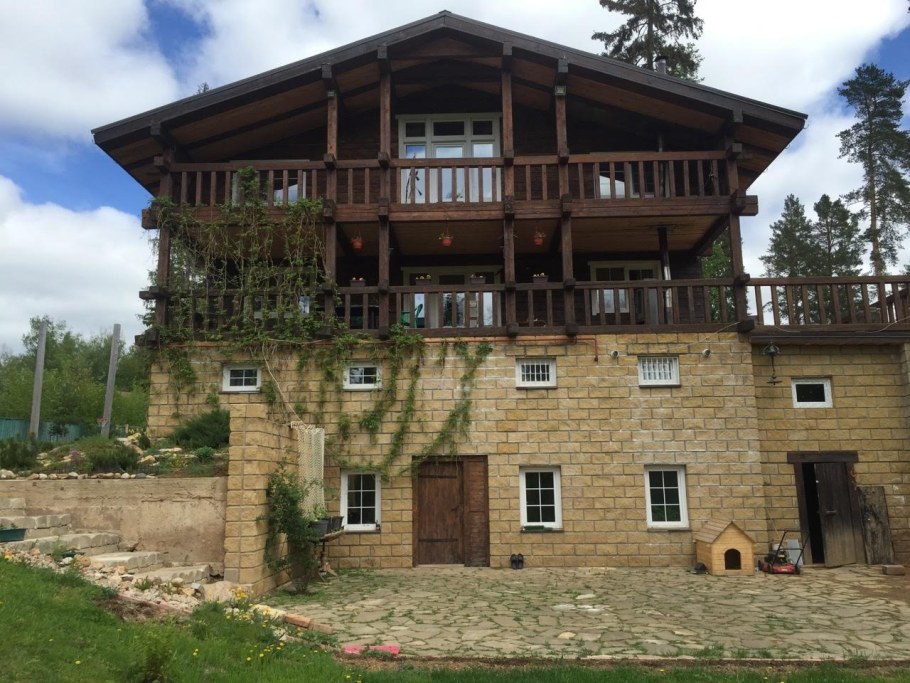 Никита Михалков особняк Николина гора