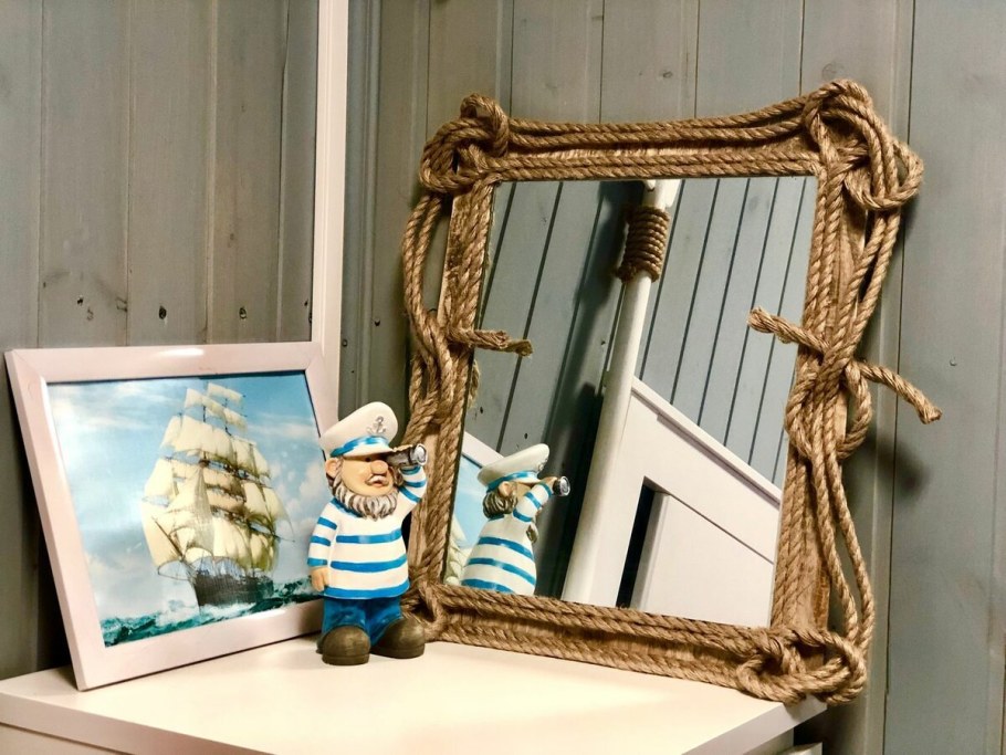 Рама для зеркала в морском стиле