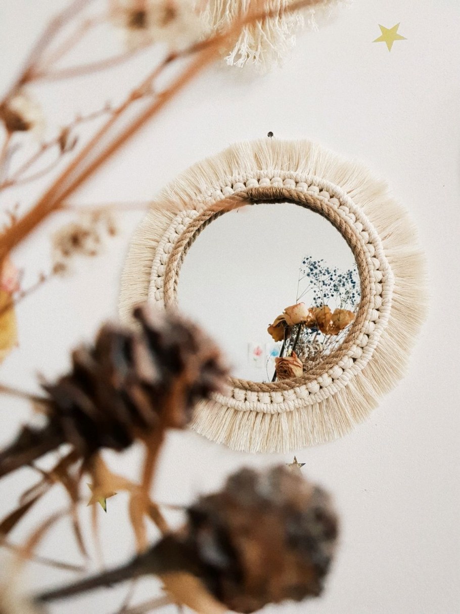 Декор зеркала из джута