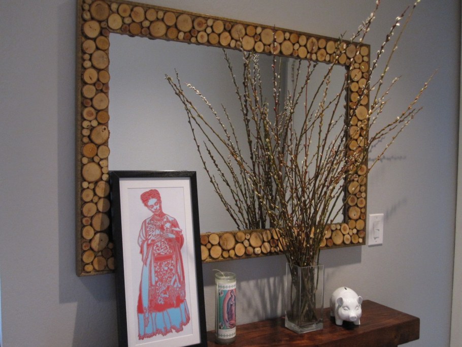 Декор зеркала в прихожей