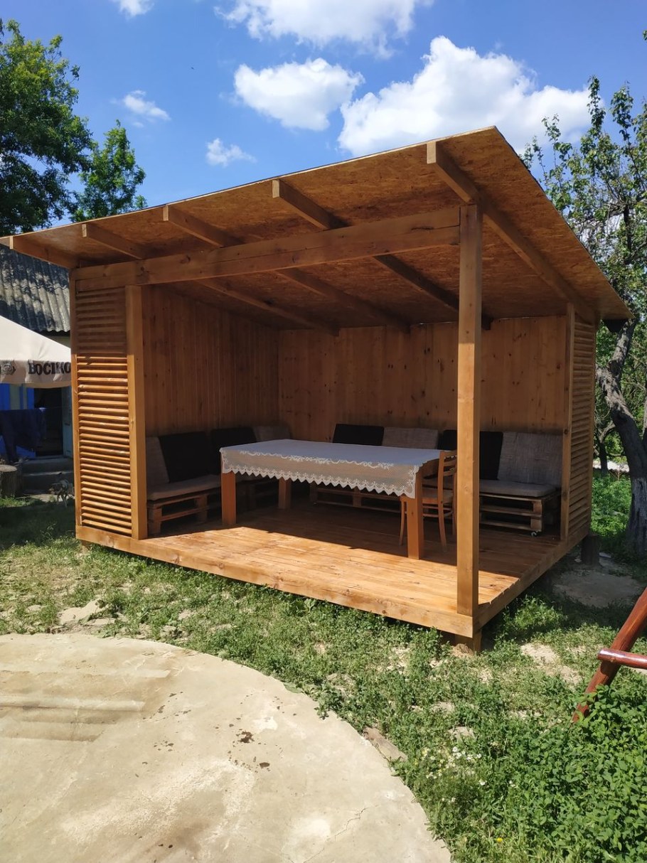 Терраса пергола лаунж зона