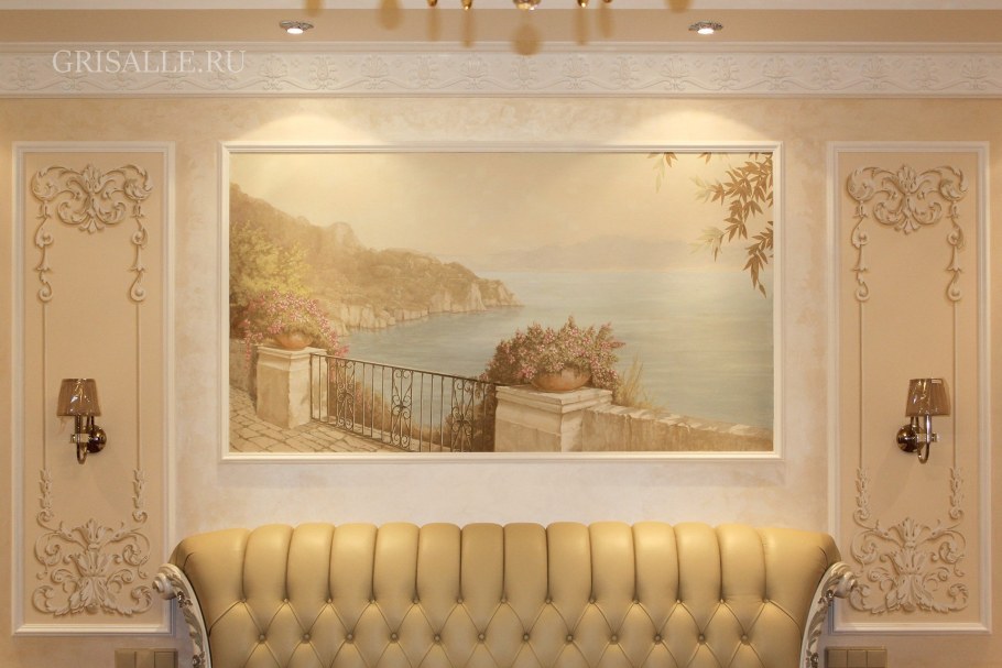 Фреска в интерьере гостиной в классическом стиле