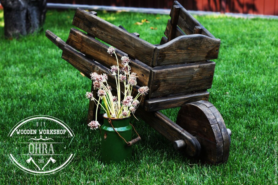 Телега декоративная для сада