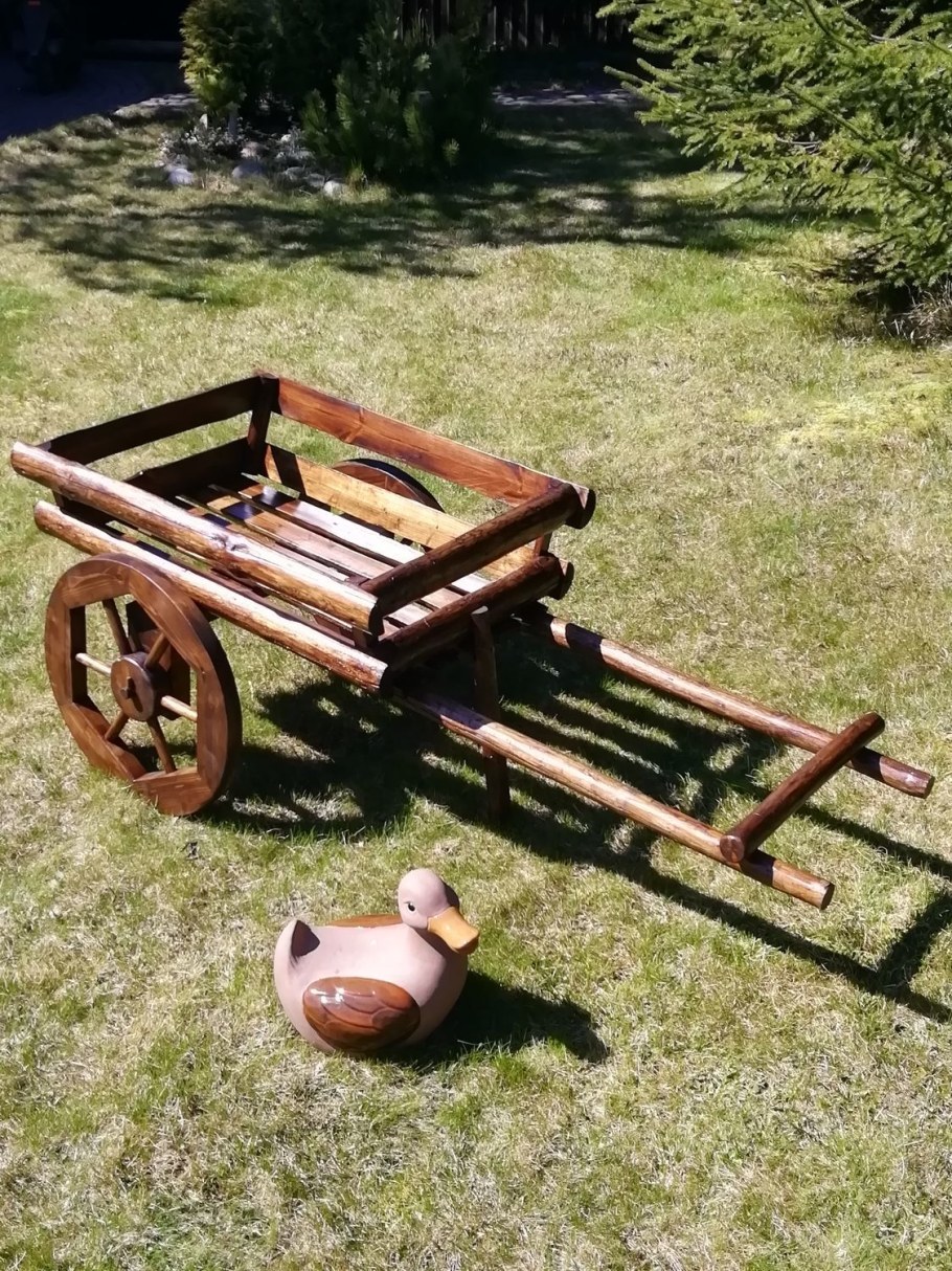 Деревянная телега