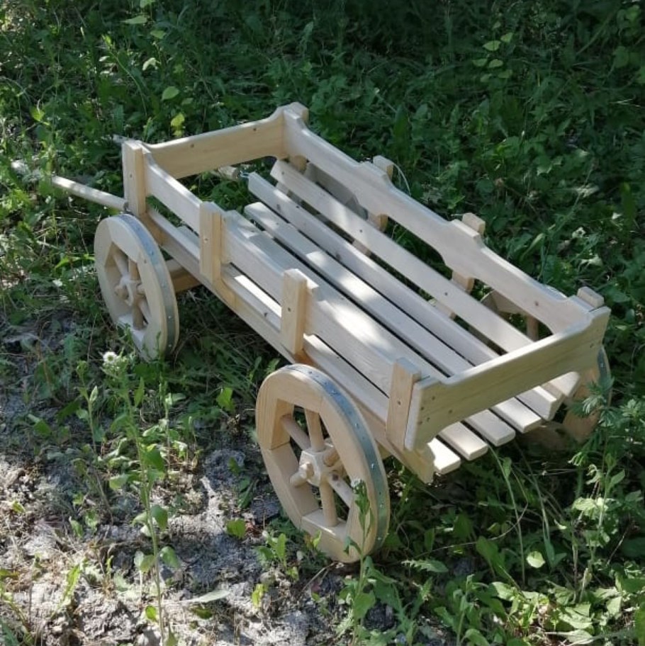 Телега красивая
